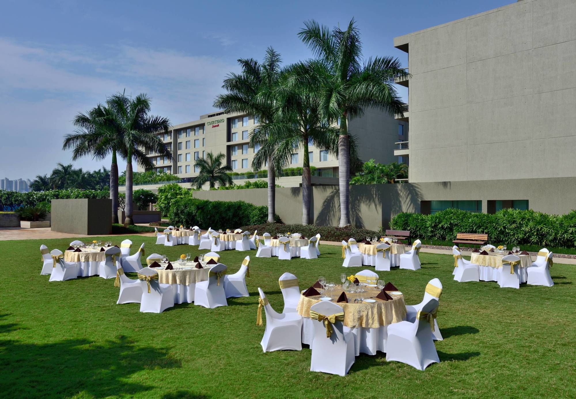 Courtyard By Marriott Pune Hinjewadi Hotel Exterior photo